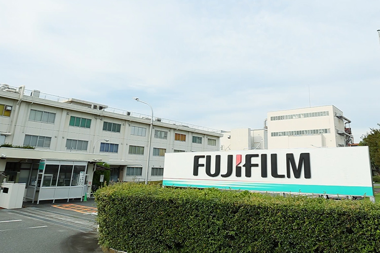 吉田製造本部の外観写真