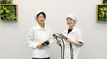 スタッフインタビュー