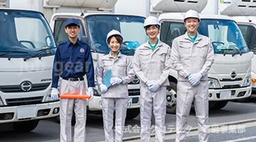 スタッフインタビュー