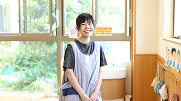 スタッフインタビュー