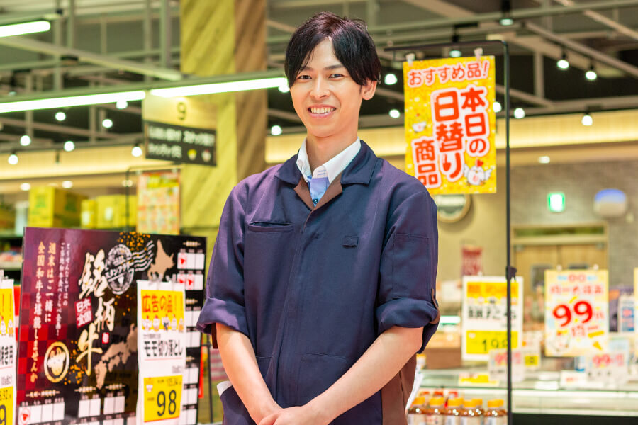 とりせんの正社員スタッフ画像